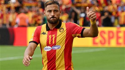 ضربة قوية للترجي والمنتخب الجزائري.. إصابة يوسف بلايلي بالرباط الصليبي
