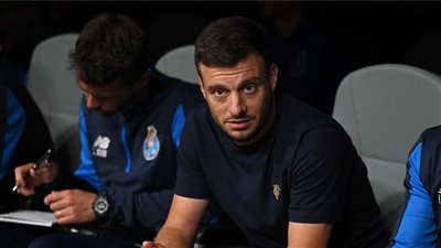 مدرب بورتو مهدد بالإقالة حال وداع مونديال الأندية.. ولقاء الأهلي فرصته الأخيرة