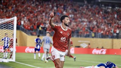 مصدر يكشف حقيقة العروض المقدمة لضم وسام أبو علي