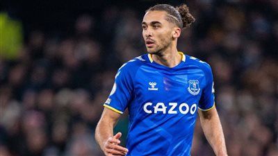 بعد 9 سنوات.. كالفرت لوين يعلن رحيله رسميا عن إيفرتون