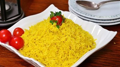 طريقة عمل أرز اصفر بالكركم بأسهل طريقة