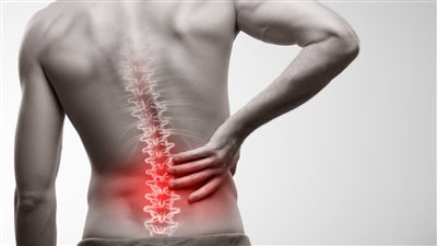 اضطرابات العمود الفقري.. تعرف على الأعراض والأنواع