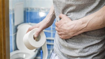 10 طرق سهلة للتغلب على الإمساك بشكل طبيعي