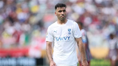 بعد مشاركة 15 دقيقة فقط.. كواليس نهاية علاقة الهلال مع عبد الرزاق حمد الله 