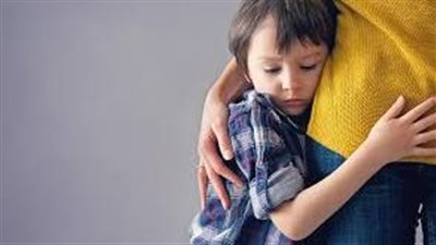 طرق فعالة لبناء ثقة الطفل الخجول في نفسه داخل المدرسة وخارجها