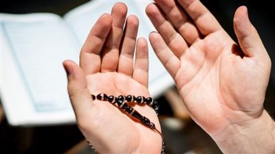 أدعية مستحبة عند كسوف الشمس.. فرصة للتأمل والتقرب إلى الله