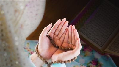 مواقيت الصلاة اليوم الإثنين 7 _7_ 2025 في المدن والعواصم العربية