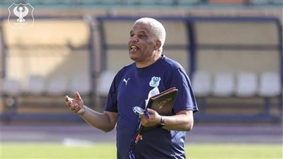 وفاة ميمي عبد الرازق مدرب المصري البورسعيدي السابق