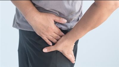 علاج آلام الورك الأيسر.. أعرف أسبابه وكيفية إدارته