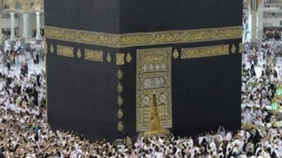  البث المباشر من الحرم المكي.. الترددات المحدثة لقنوات الحرم المكي 2025