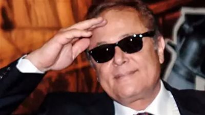 المسيرة الفنية لمحمود عبد العزيز.. أبرز المحطات في مسيرته