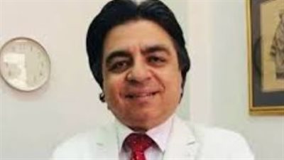 بعد وفاة الامير النائم الوليد بن خالد بن طلال.. طبيب قلب يشيد بقدرات الطب والعناية المركزة