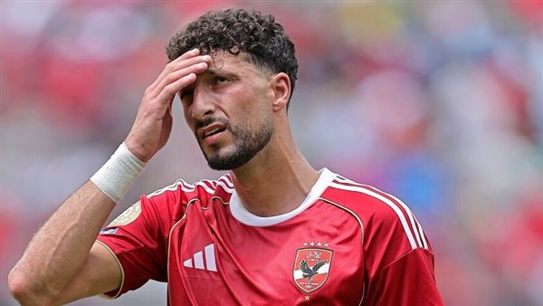 غرامة جديدة على وسام أبو علي بعد استبعاده من معسكر الأهلي في تونس