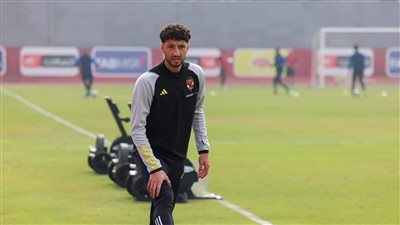 وسام أبو علي يجمع متعلقاته من النادي الأهلي استعدادًا لرحيله إلى أمريكا