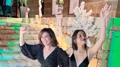 من الذكاء الاصطناعي إلى لحظات عائلية.. إلهام شاهين تُشارك جمهورها تفاصيل حياتها الشخصية