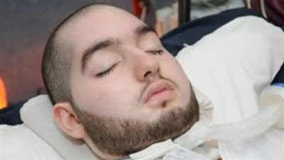  الأمير الوليد بن خالد بن طلال.. قصة الأمير النائم.. من الحادث المأساوي إلى جنازة حضرها أمراء المملكة