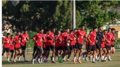 الأهلي يواجه الملعب التونسي الليلة في أولى تجاربه الودية بمعسكر طبرقة استعدادًا للموسم الجديد