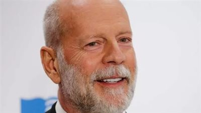 بروس ويليس.. رحلة من مجد هوليوود إلى صمت الخرف الجبهي الصدغي