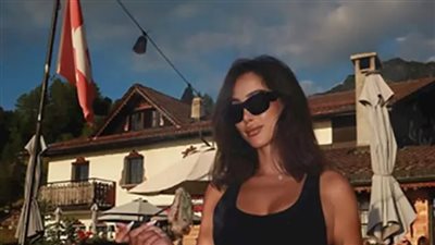 بسمة بوسيل تتألق في جلسة تصوير جريئة وسط طبيعة سويسرا