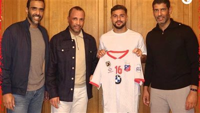 التجربة العربية الأولى.. الكويت الكويتي يعلن ضم المصري سام مرسي