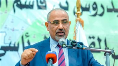  الزُبيدي يقود مرحلة إصلاح شاملة في المجلس الانتقالي الجنوبي: تنظيم داخلي واستعداد لمواجهة التحديات