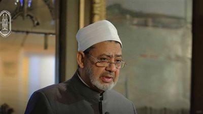 شيخ الأزهر الشريف يُعلق مكالمات تهنئة الأوائل ويلغي مؤتمر النتيجة تضامنًا مع غزة