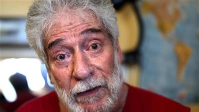 جورج إبراهيم عبد الله يعود إلى لبنان بعد 41 عامًا من السجن في فرنسا | استقبال شعبي ورسمي في مطار بيروت