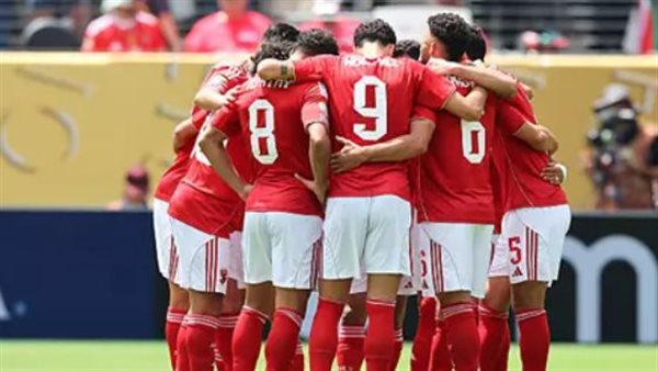 قائمة مكتملة وغيابات مؤثرة.. الأهلي يبدأ استعداداته للموسم الجديد من طبرقة