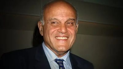 مجدي يعقوب.. طبيب القلوب الذي صنع من الطب رسالة إنسانية خالدة