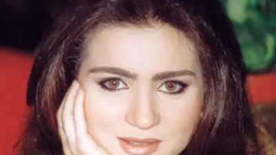 مي عز الدين: مسيرة فنية لامعة بين الأضواء والغياب.. أسرار جمالها: روتين بسيط وفعّال