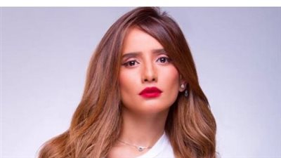 زينة.. أبرز محطات النجاح والصراع في مشوارها الفني