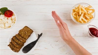 6 أطعمة تسبب حرقة المعدة يجب تقليلها