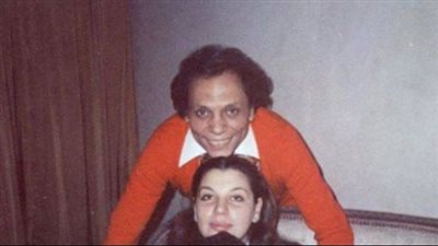 من هو عادل إمام؟ سيرة الزعيم الكاملة وأحدث ظهور له مع زوجته هالة الشلقاني