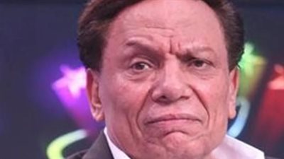 أعمال عادل إمام من المسرح إلى الدراما.. مشوار أسطوري لا يتكرر