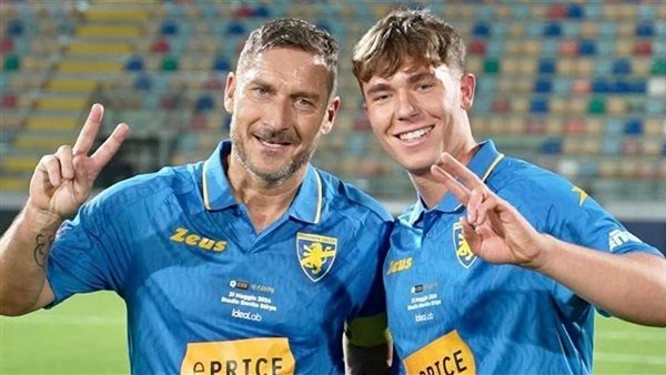 القصة الكاملة لـ اعتزال نجل توتي في عمر الـ19 عاما فقط