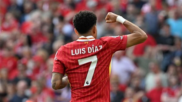 لويس دياز يودع نجوم ليفربول تمهيدا للانتقال إلى بايرن ميونخ