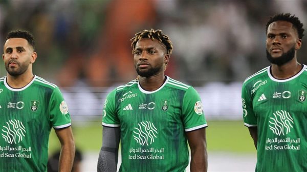 الأهلي السعودي يعرض نجمه للبيع قبل انطلاق الدوري