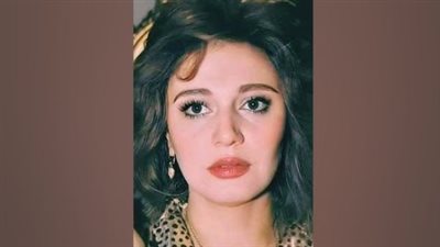 مديحة كامل.. من جمال الشاشة إلى عمق الأدب والدراما