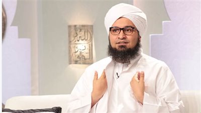 علي الجفري: عالم من حضرموت إلى العالمية بدعوة الرحمة والعقل