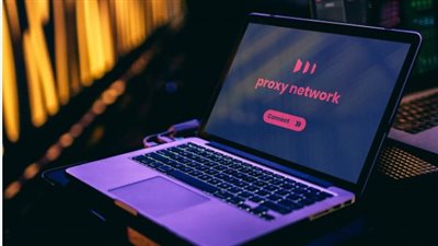 خادم البروكسي Proxy: بوابتك لتصفح خاص وآمن على الإنترنت