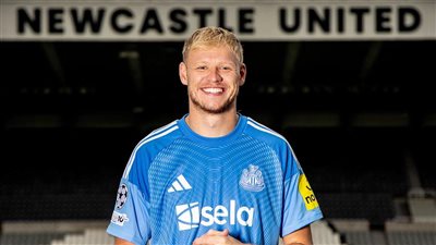 رسميا.. نيوكاسل يعلن ضم رامسديل حارس ساوثهامبتون على سبيل الإعارة