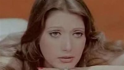 شمس البارودي: رحلة من الأضواء إلى الحجاب والسكينة