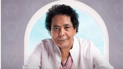 محمد منير يتعرض لوعكة صحية وتأجيل حفل العلمين الجديدة.. التفاصيل الكاملة وأحدث أعماله الغنائية