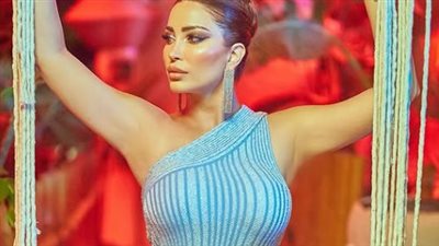 نسرين طافش تخطف الأنظار بإطلالة ساحرة.. وترد بقوة على المتنمرين