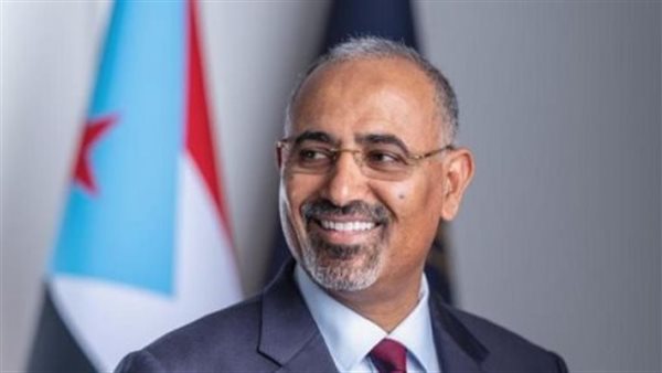 تكريم أوائل الثانوية في الجنوب.. بادرة إنسانية من الزُبيدي تعزز مكانة التعليم