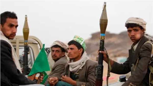 التجسس.. الوجه الخفي لمليشيات الحوثي بعد فشلها في الميدان