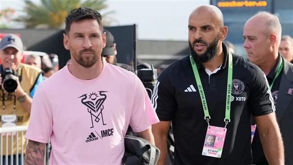 بسبب “سلوكه غير اللائق”.. إيقاف حارس ميسي ومنعه من دخول الملاعب بسبب “سلوكه غير اللائق”.. إيقاف حارس ميسي ومنعه من دخول الملاعب