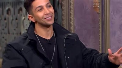 هشام جمال وعلاقته بالفن: من كتابة الأغاني إلى المسرح مع حسين الجسمي