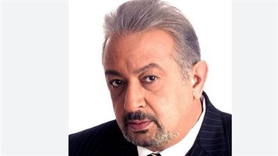 من هو نور الشريف؟ سيرة ومسيرة أسطورة السينما المصرية