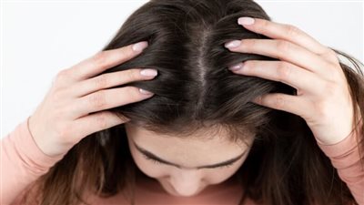 كيفية ترطيب فروة الرأس.. 10 خطوات منزلية فعالة